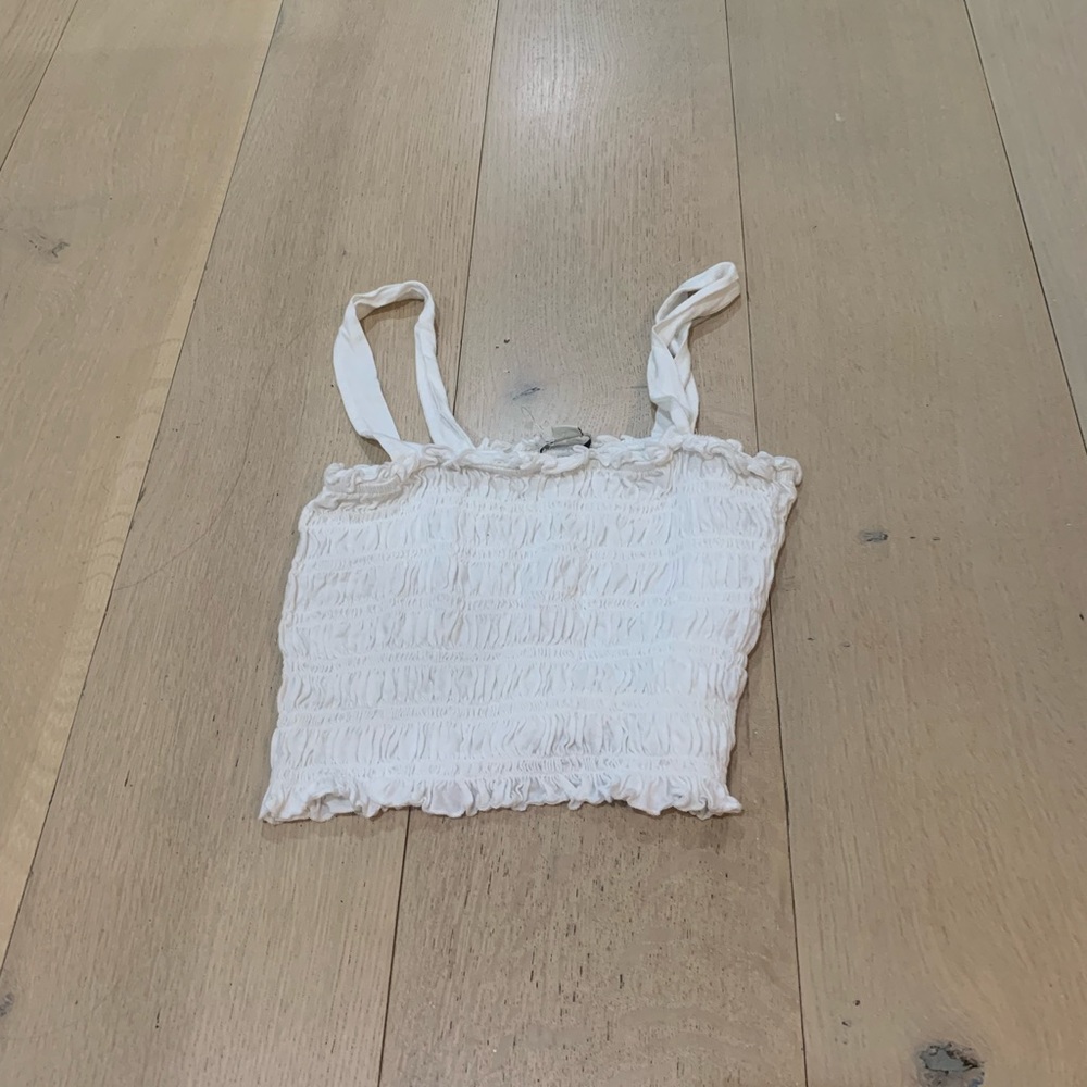 White crop top American eagle ruffle